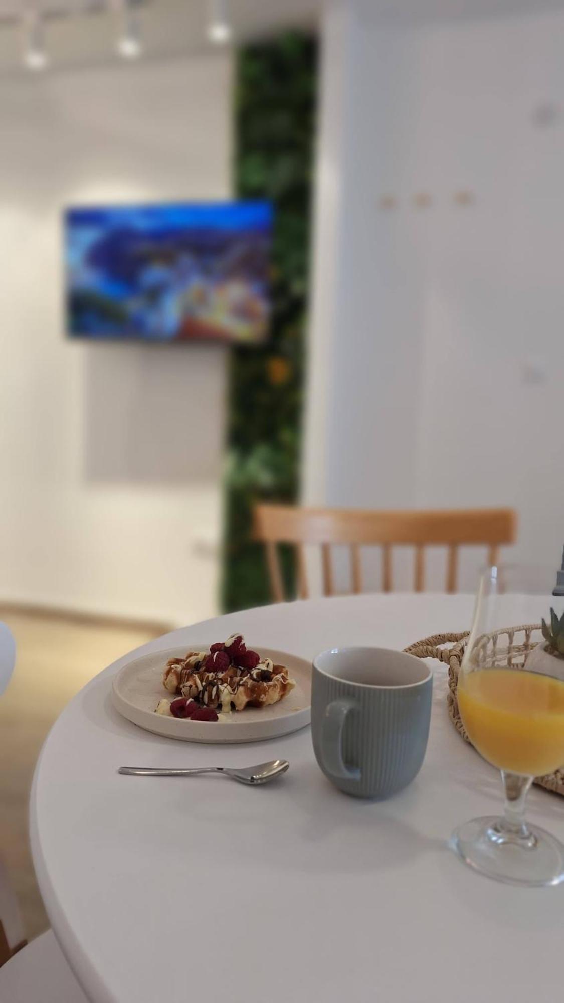 Apartments Gin & Tonic Сплит Экстерьер фото